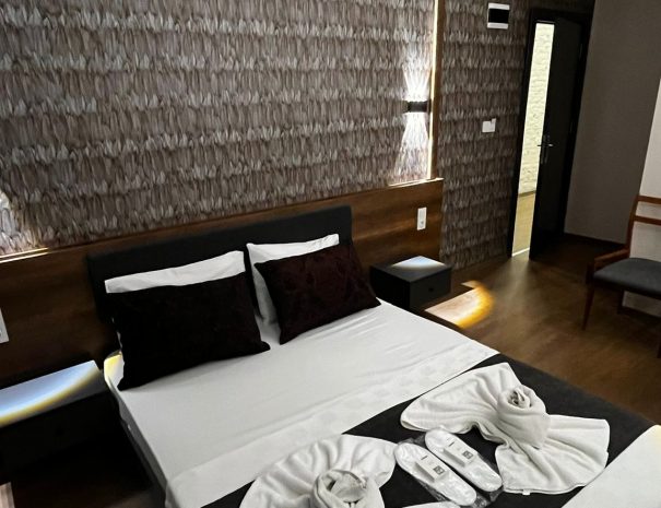 WhatsApp Image 2025-08-23 at 19.14.59 (1)