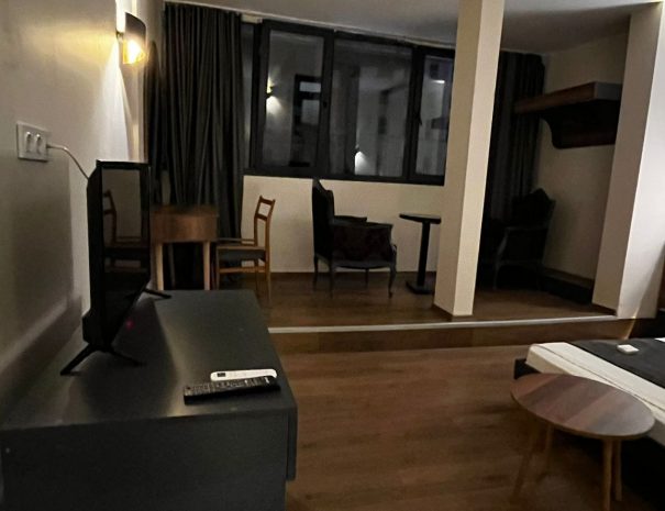 WhatsApp Image 2025-08-23 at 19.15.00 (1)